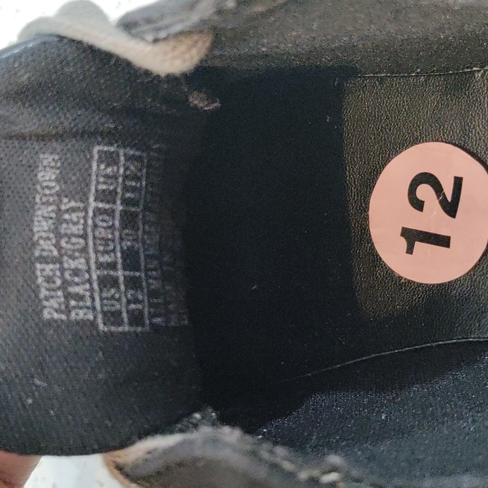 Reaction Kenneth Cole Boys shoes - Size 12 (Black/Gray) - Picture 7 of 7